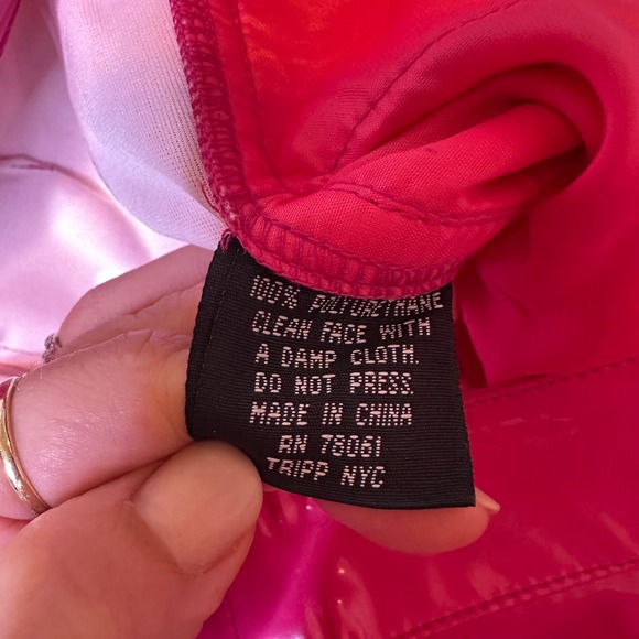 Tripp NYC hot pink faux leather vinyl y2k rave festival emo womens pants size 7 - Picture 3 of 8